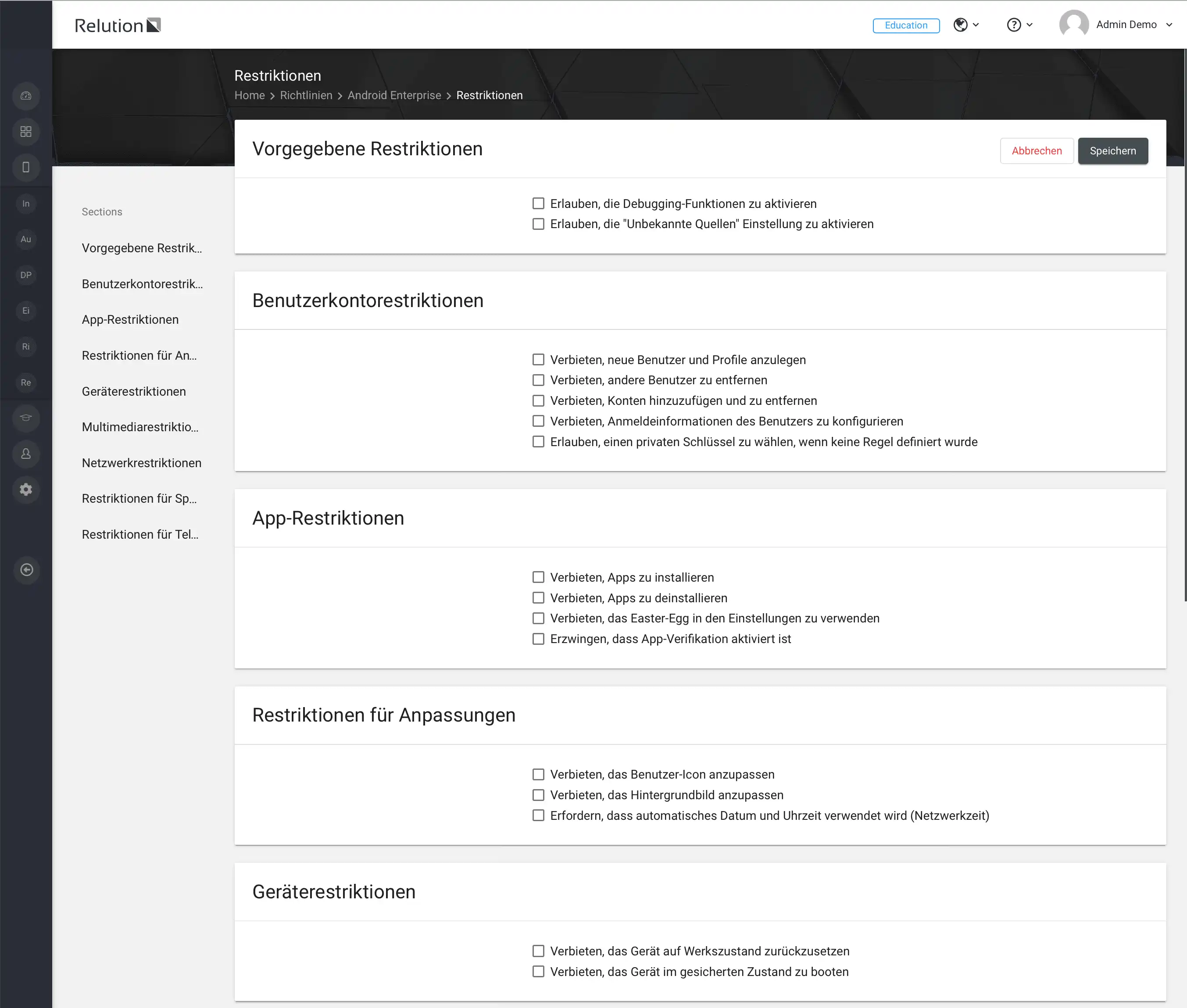 Konfigurationsansicht in Relution zur Einschränkung von Android Enterprise Geräten mit Kategorien wie App-Restriktionen, Netzwerkrestriktionen und Multimediabeschränkungen