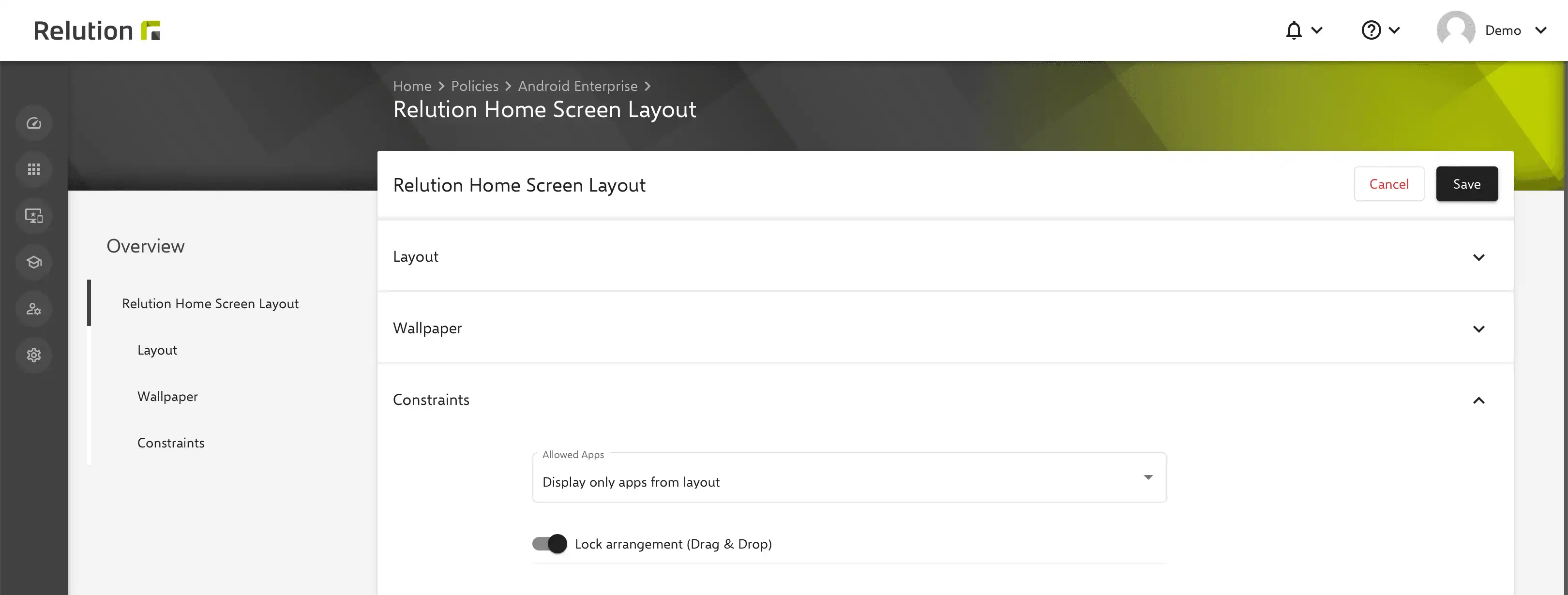 Configuration options in Restriction settings, allowing selection between all apps or predefined apps, along with the "Lock arrangement" feature to fix the homescreen layout