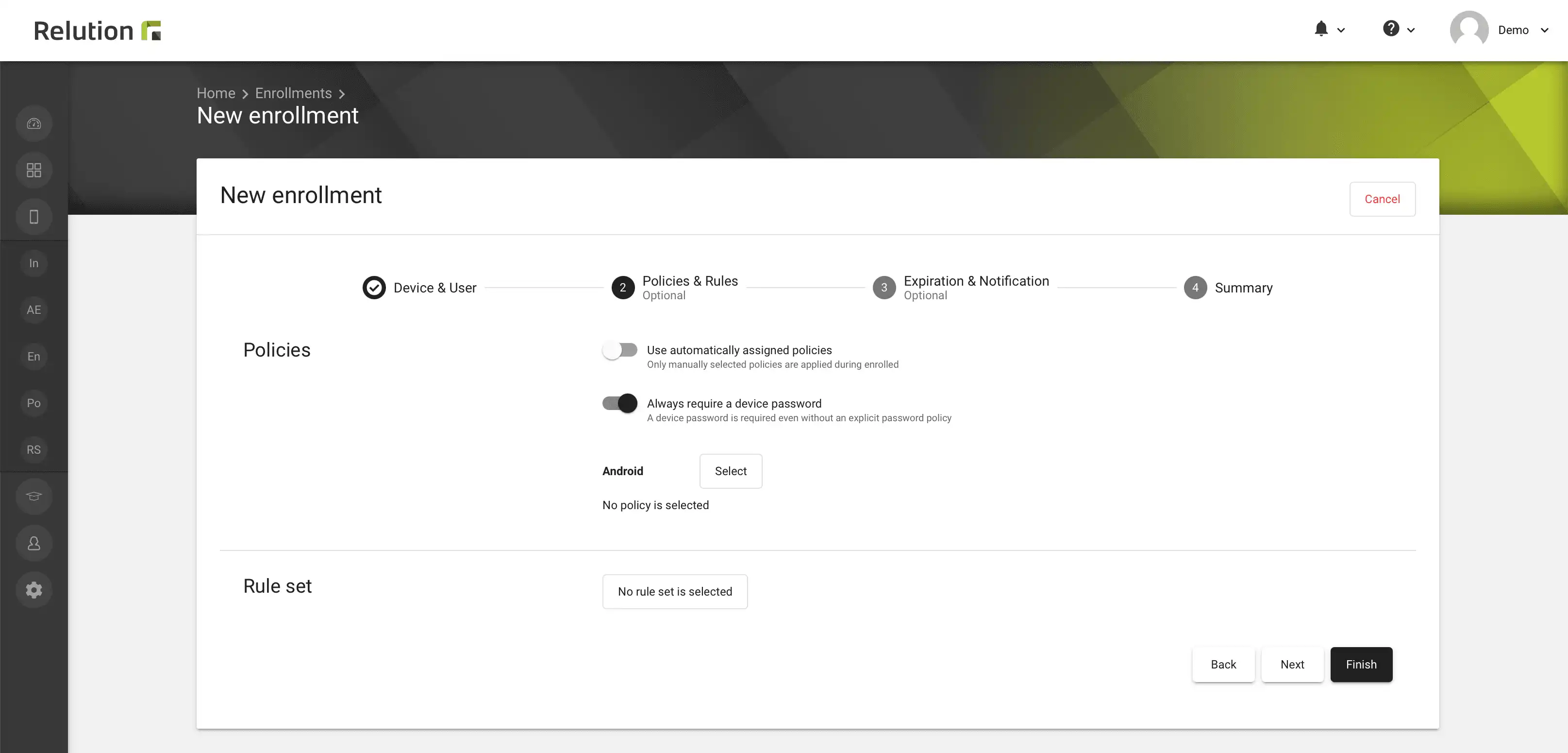 Opzione di registrazione in Relution per dispositivi Android Enterprise con la possibilità di disabilitare i requisiti della password durante la configurazione