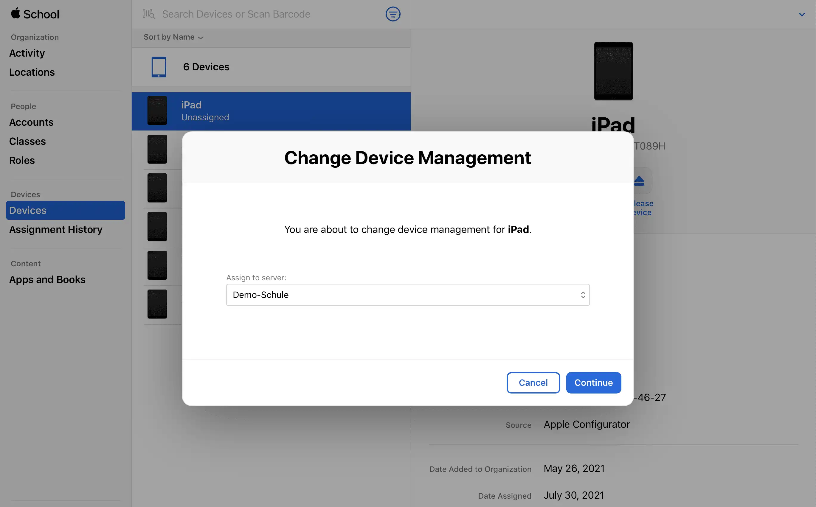 Configuración de asignación de dispositivos en Apple School Manager con la opción « Asignar servidor » durante la configuración de gestión