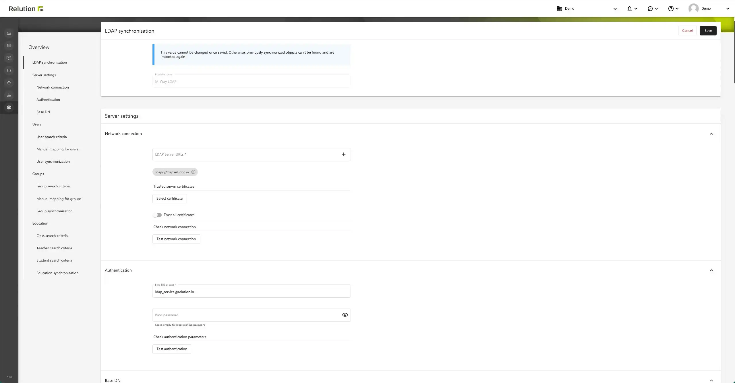 Configuración de directorios LDAP en Relution a través de la consola de administración en « Sincronización LDAP »