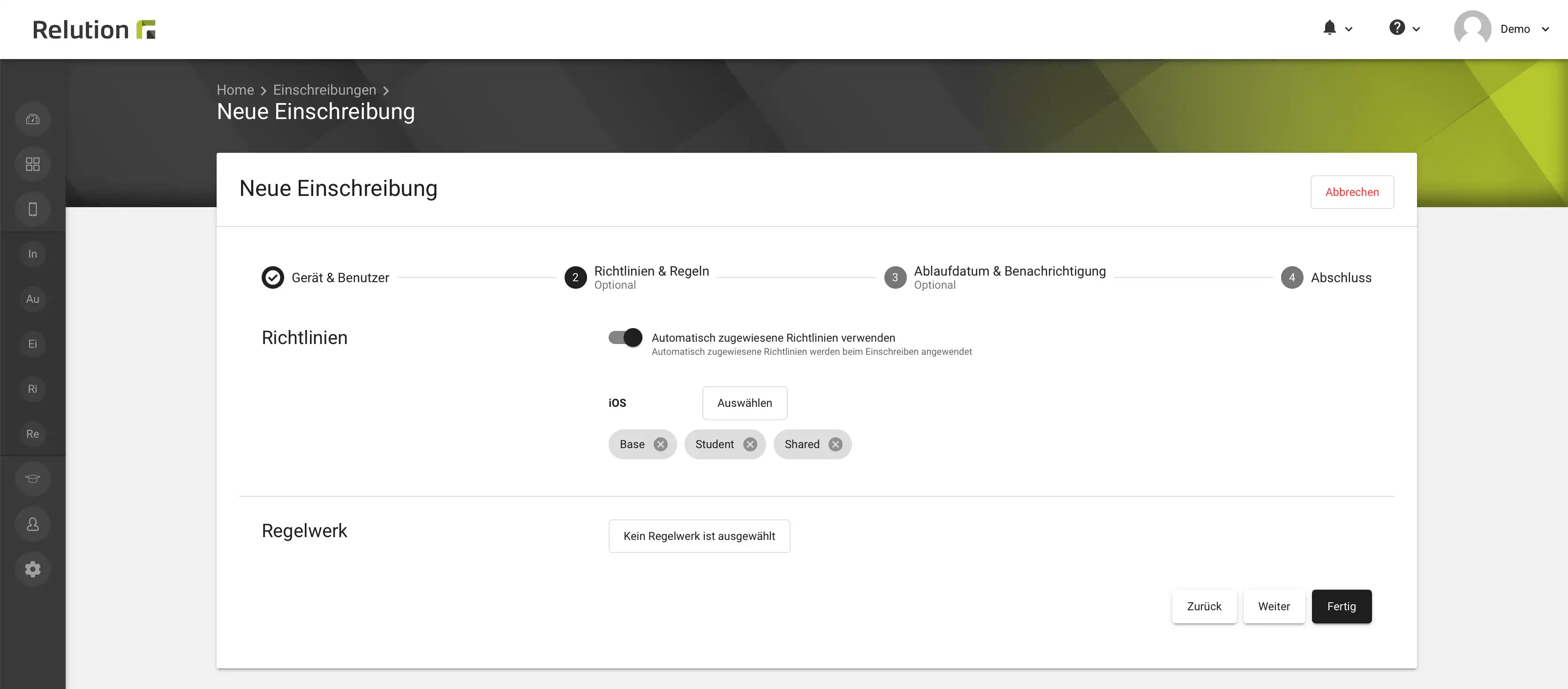 Option in Relution zur Hinterlegung mehrerer Richtlinien bei der Einschreibung neuer Geräte, einschließlich Auto-Einschreibungen