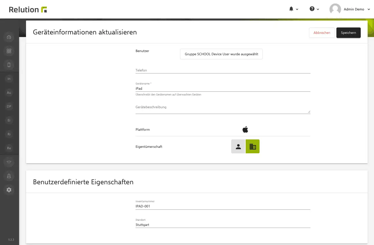 Bereich „Geräteinformationen aktualisieren“ in Relution mit Eingabefeldern für Gerätenamen, Plattform und benutzerdefinierten Attributen wie Inventarnummer