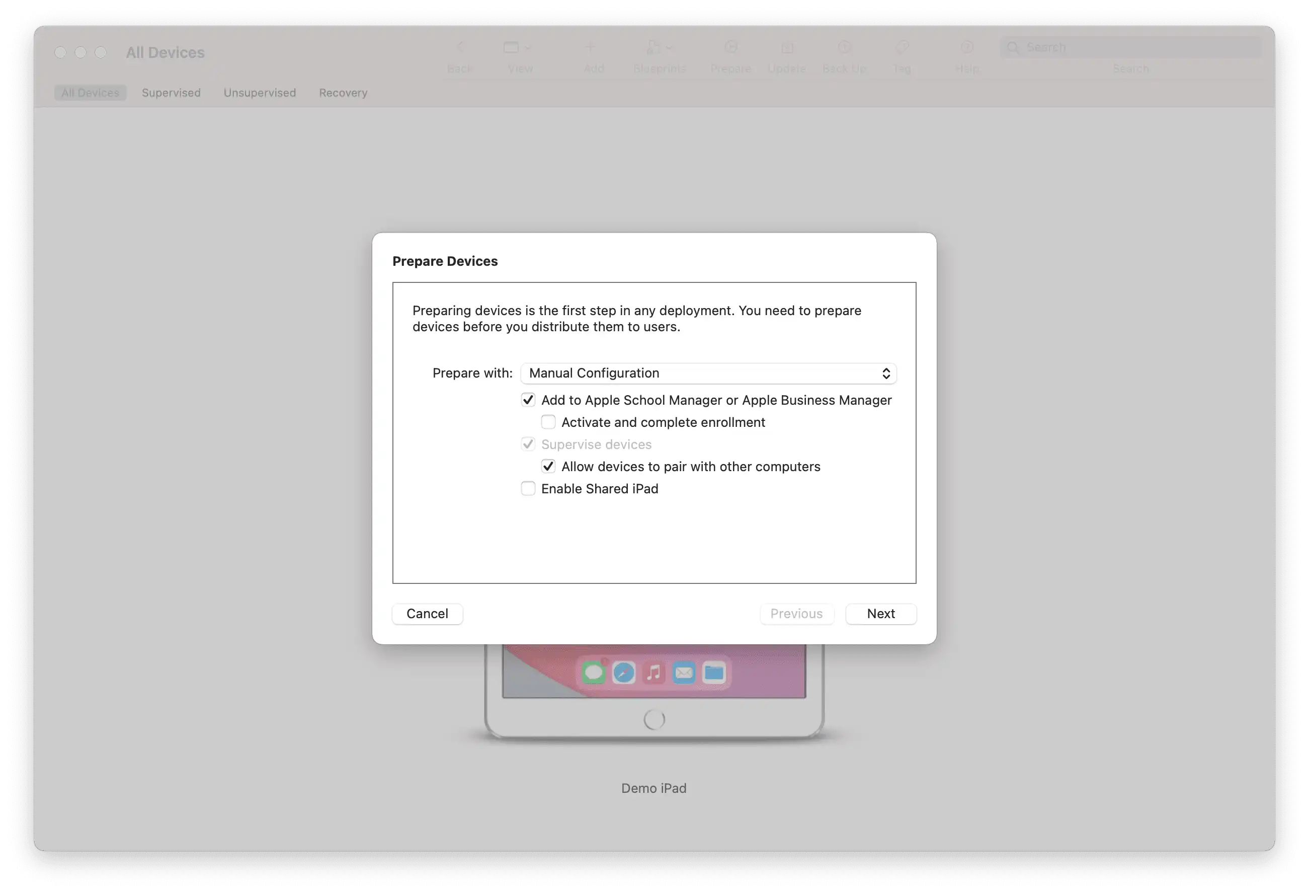 Diálogo de preparación en Apple Configurator 2 con opciones para la inscripción y configuración de nuevos dispositivos