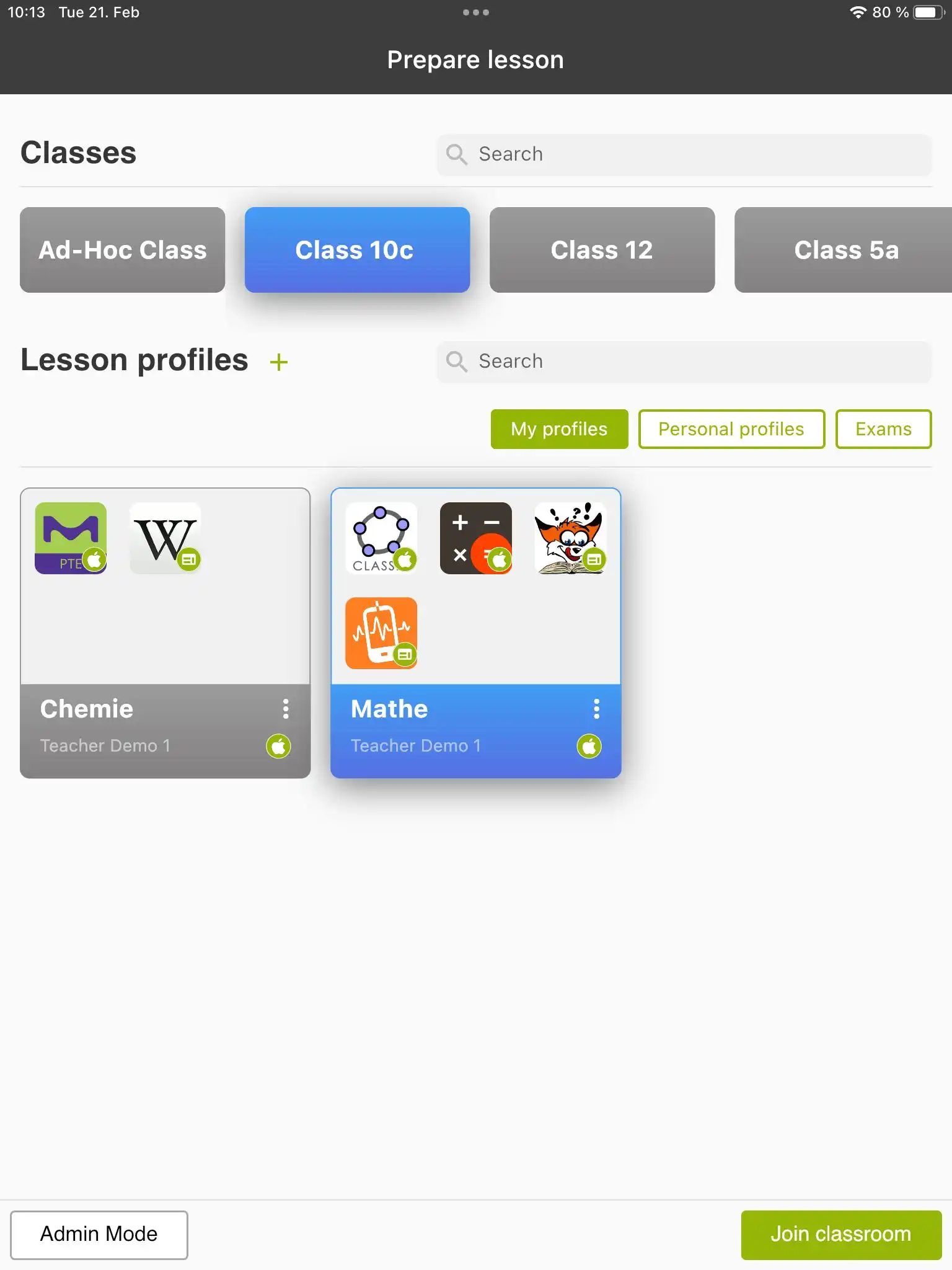 Vista dell'app Relution Teacher con opzioni come "Preparare lezione," "Classi," "Profili lezione" e "Entrare in aula"