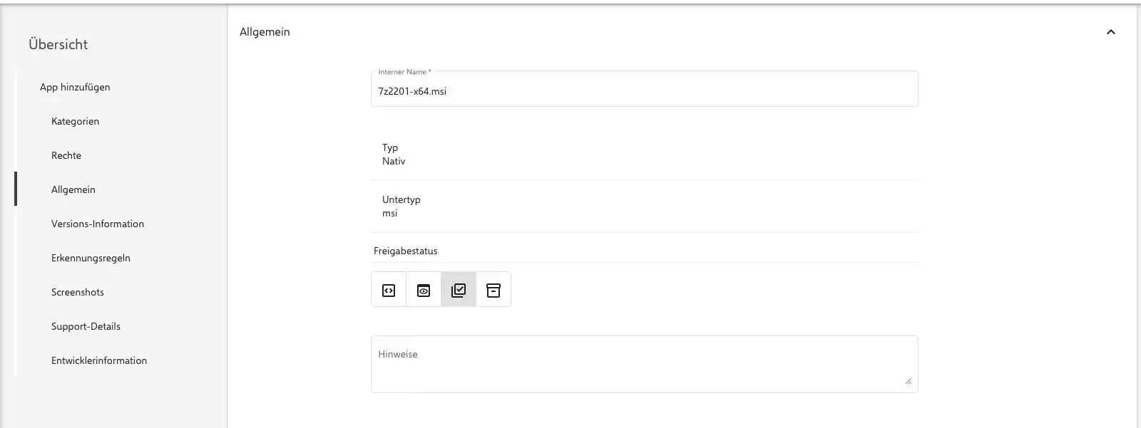 App-Detailseite in Relution nach Auswahl von „Details hinzufügen“, mit Feldern zur manuellen Eingabe des Versionsnamens und einer verfügbaren Erkennungsregel