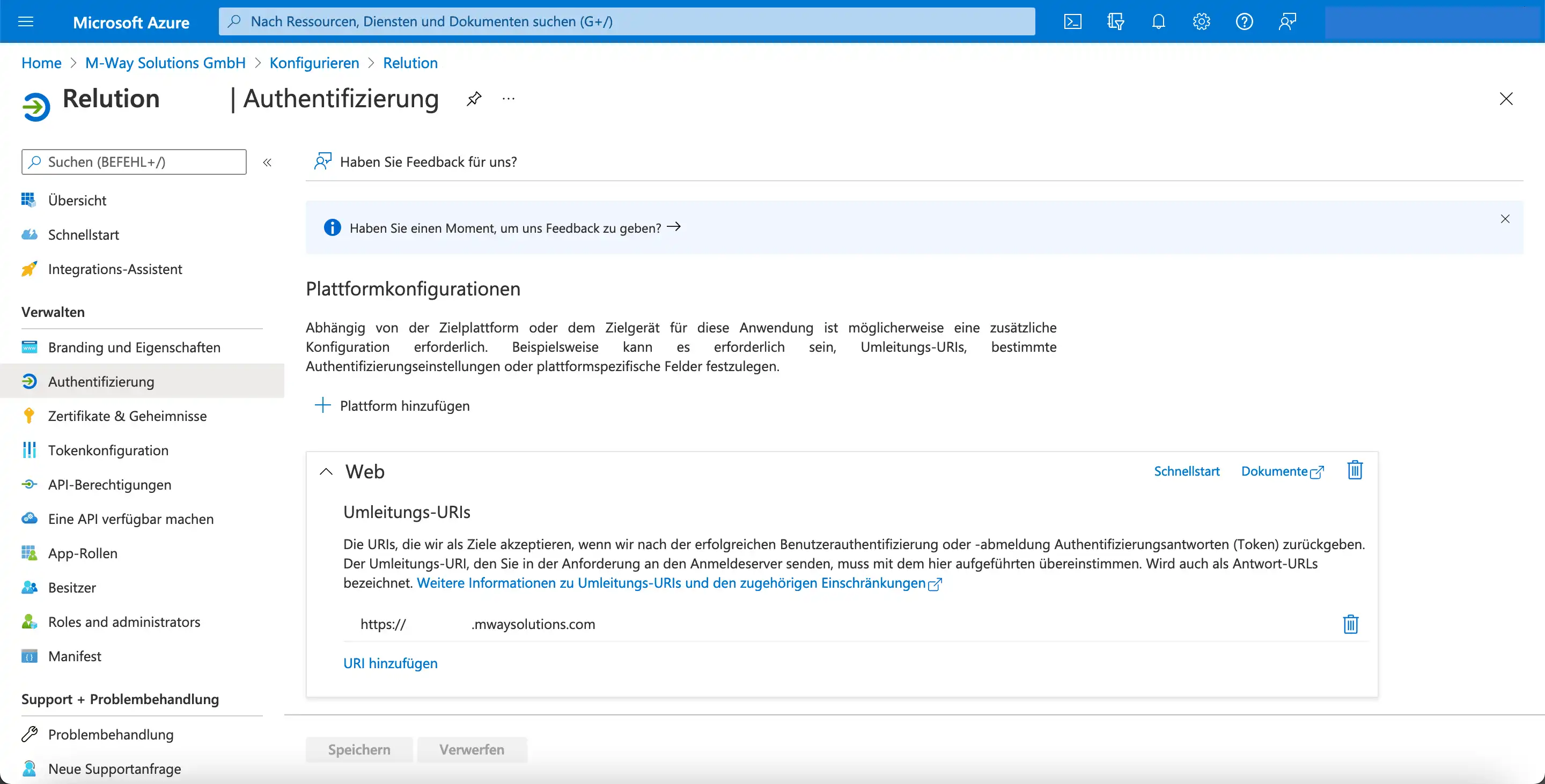 Ansicht in Microsoft Azure zur Eingabe der Server-URL unter „Web“ für die Umleitungs-URI, mit deaktivierter Checkbox „ID-Tokens“ und der Option „Speichern“