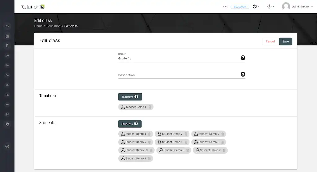 Sección « Edit Class » en Relution con opciones para asignar un nombre de clase y agregar profesores y estudiantes como usuarios