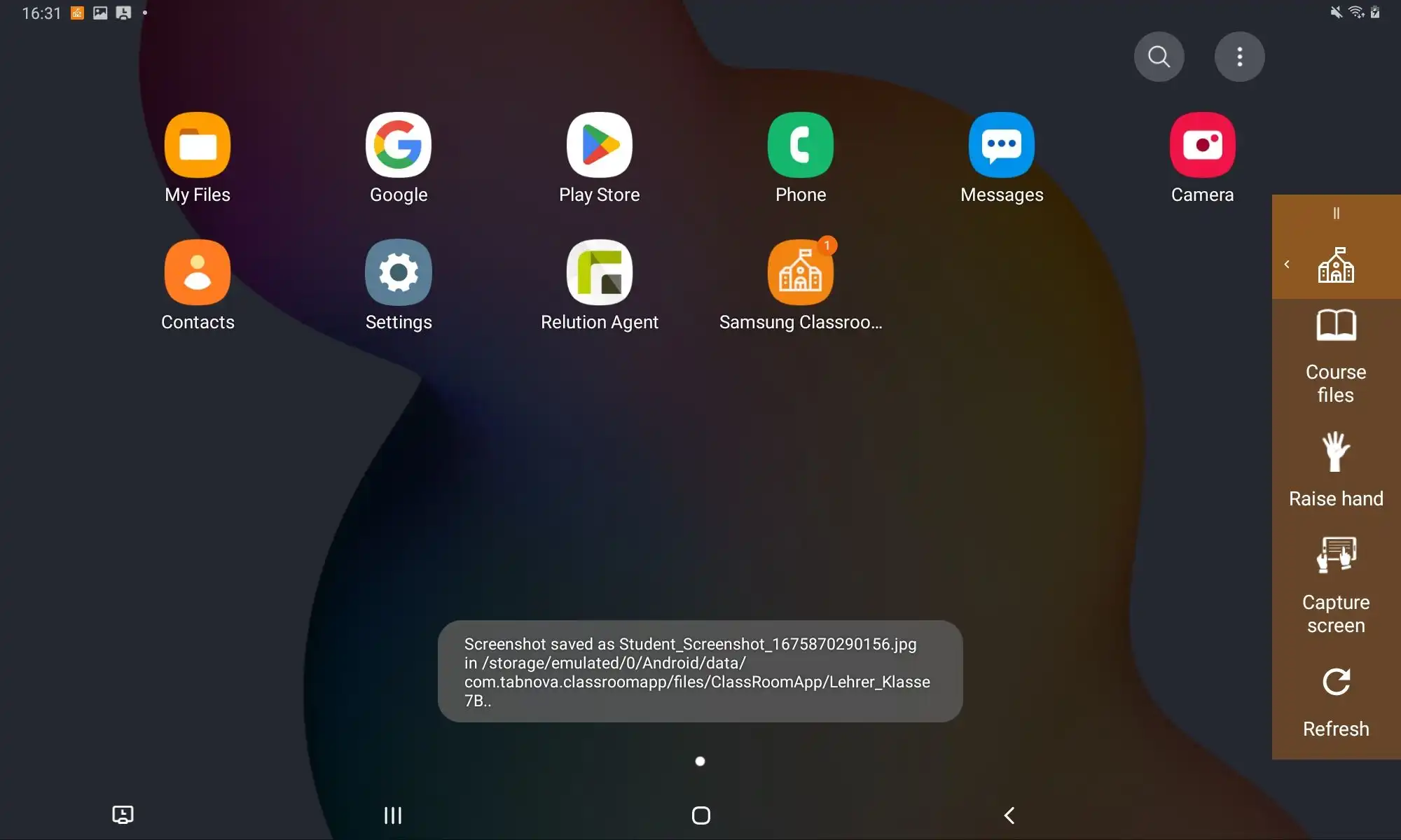 Función « Enviar archivo » en la aplicación Samsung Classroom Management con la capacidad de transferir resultados de trabajo directamente al dispositivo del profesor y guardarlos en « Mis archivos »