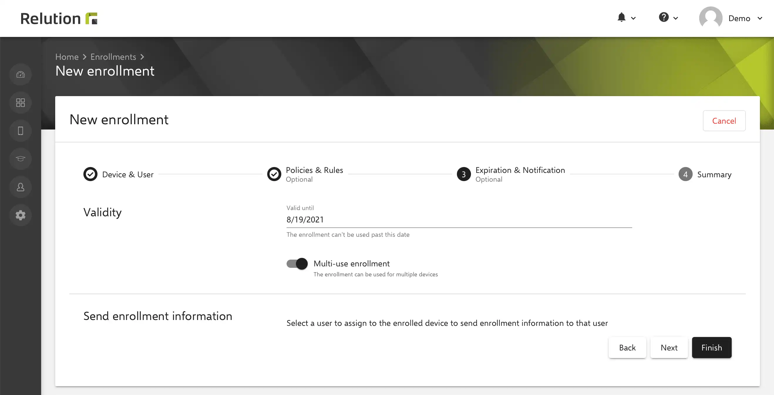 Écran d’enrôlement dans Relution pour configurer plusieurs appareils Windows 10 simultanément sans réimagerie, connectés à un serveur MDM