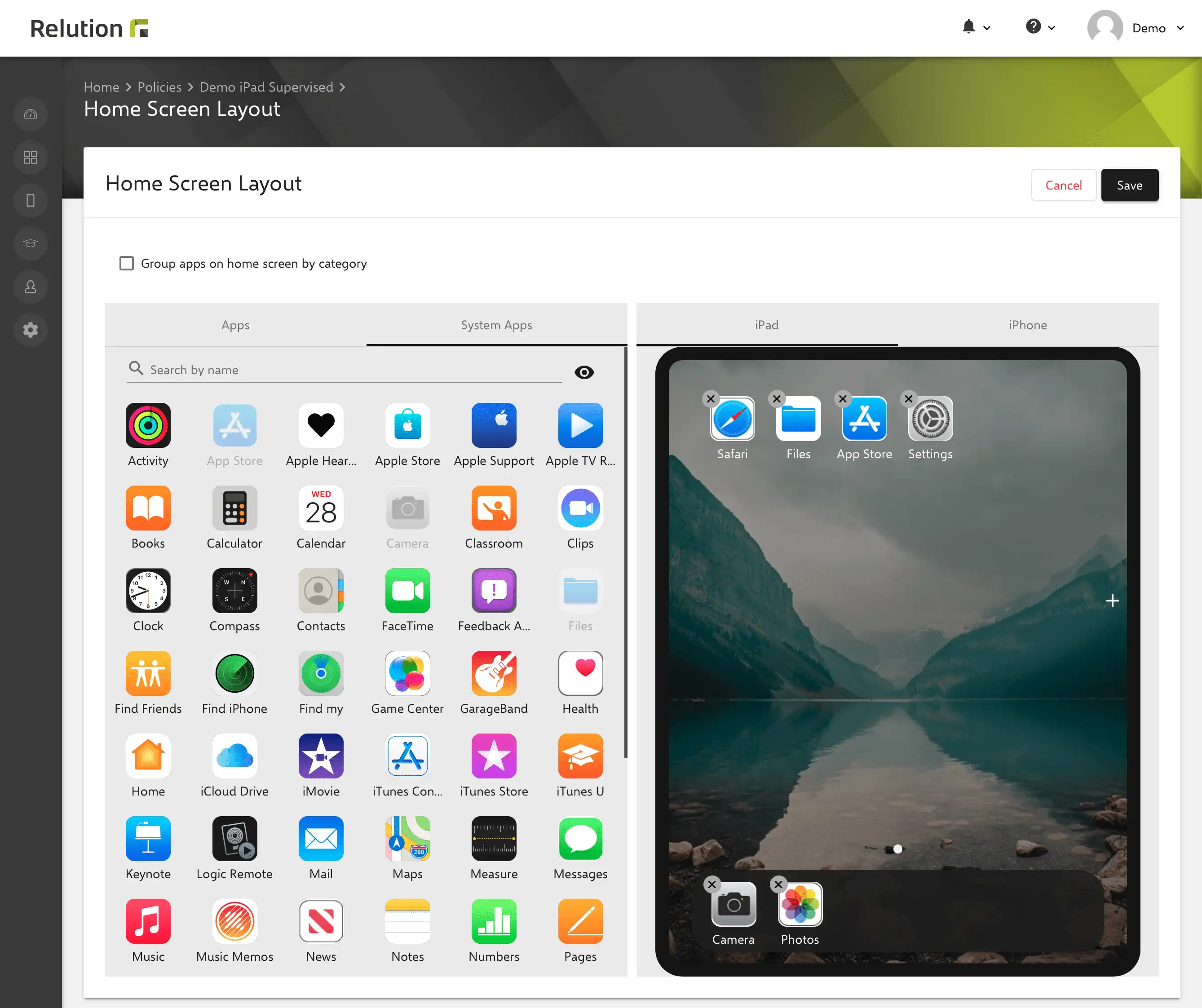 Relution'daki Apple sistem uygulamaları ve Relution App Store'daki uygulamalar dahil olmak üzere, iPad veya iPhone'daki uygulama simgelerinin sürükle ve bırak yöntemiyle serbestçe düzenlenmesi için arayüz