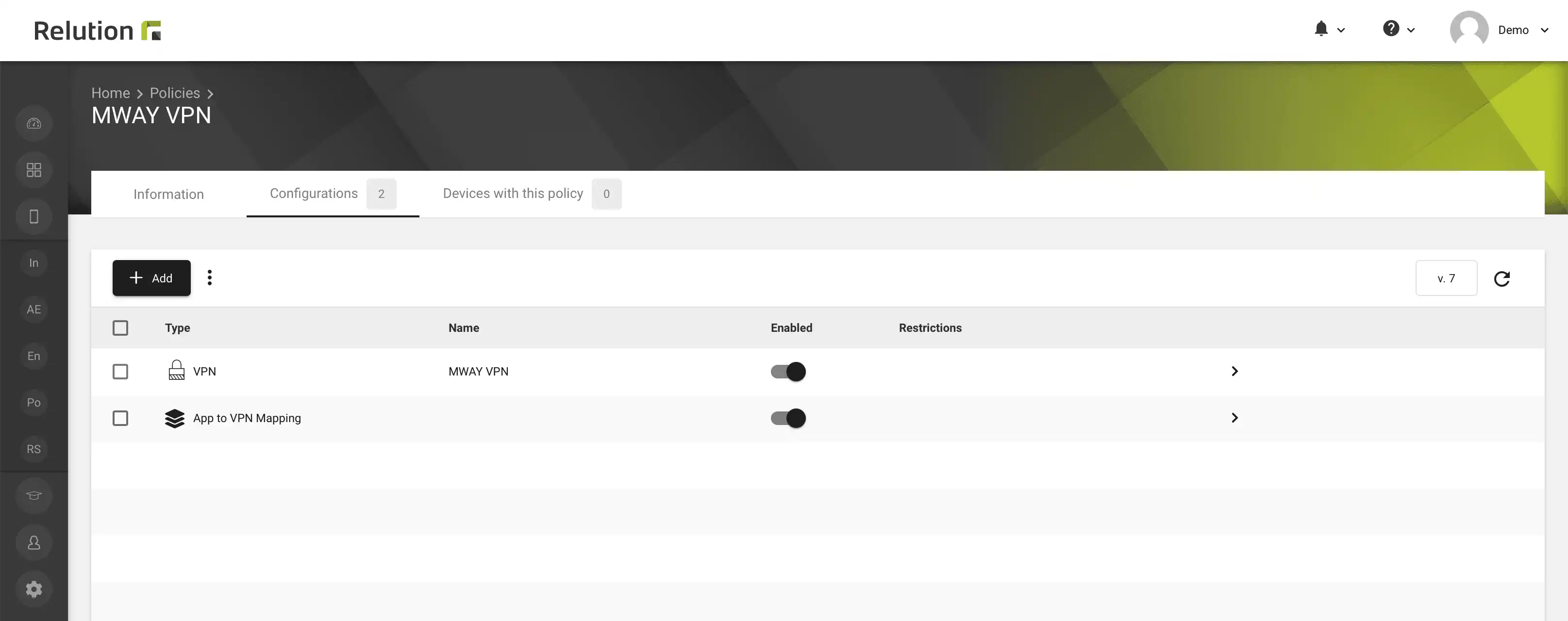 Vista di una politica in Relution con la configurazione "Assegnazione app a VPN" per connettere automaticamente le app selezionate a una VPN
