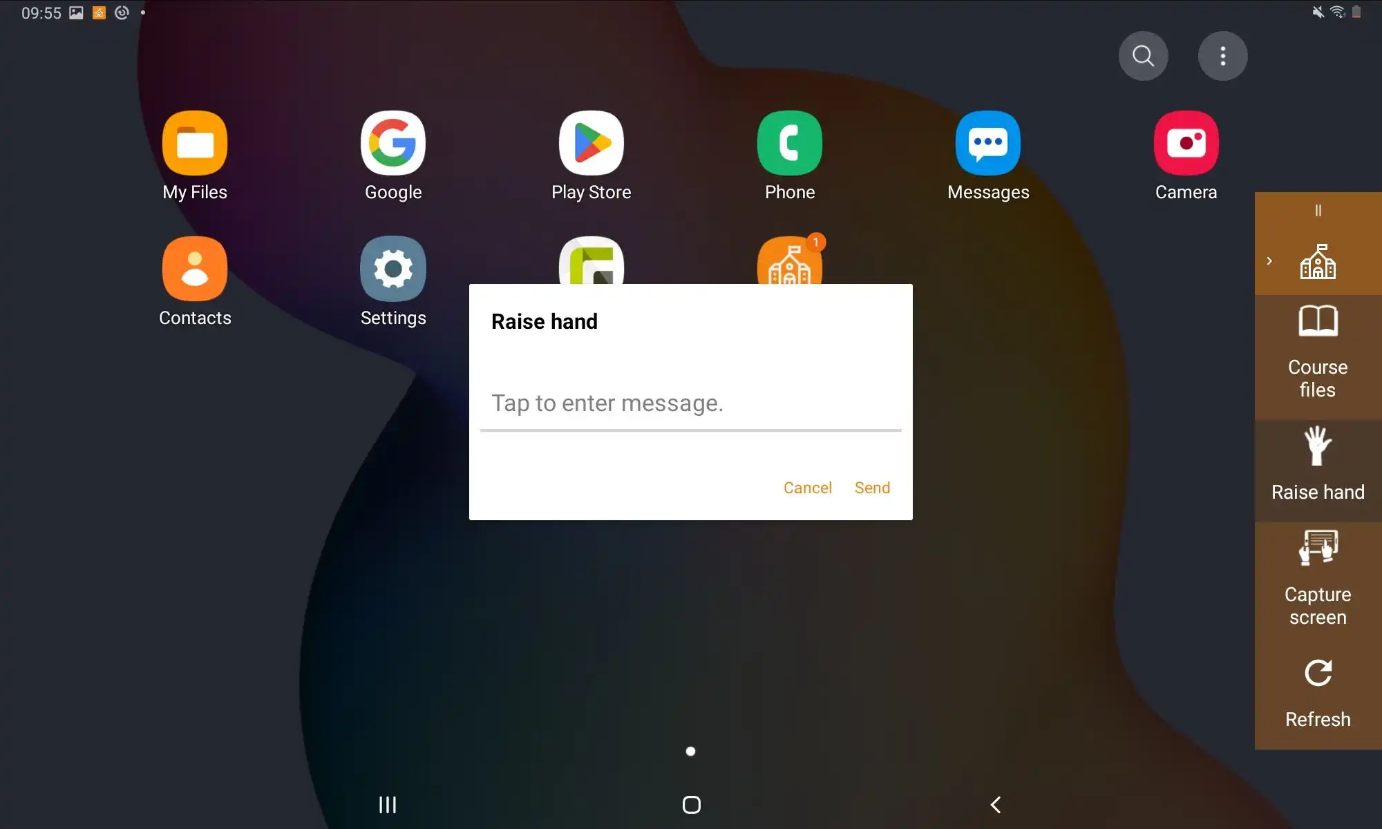Función « Levantar la mano » en la aplicación Samsung Classroom Management que permite a los estudiantes hacer preguntas que se muestran directamente en el dispositivo del maestro