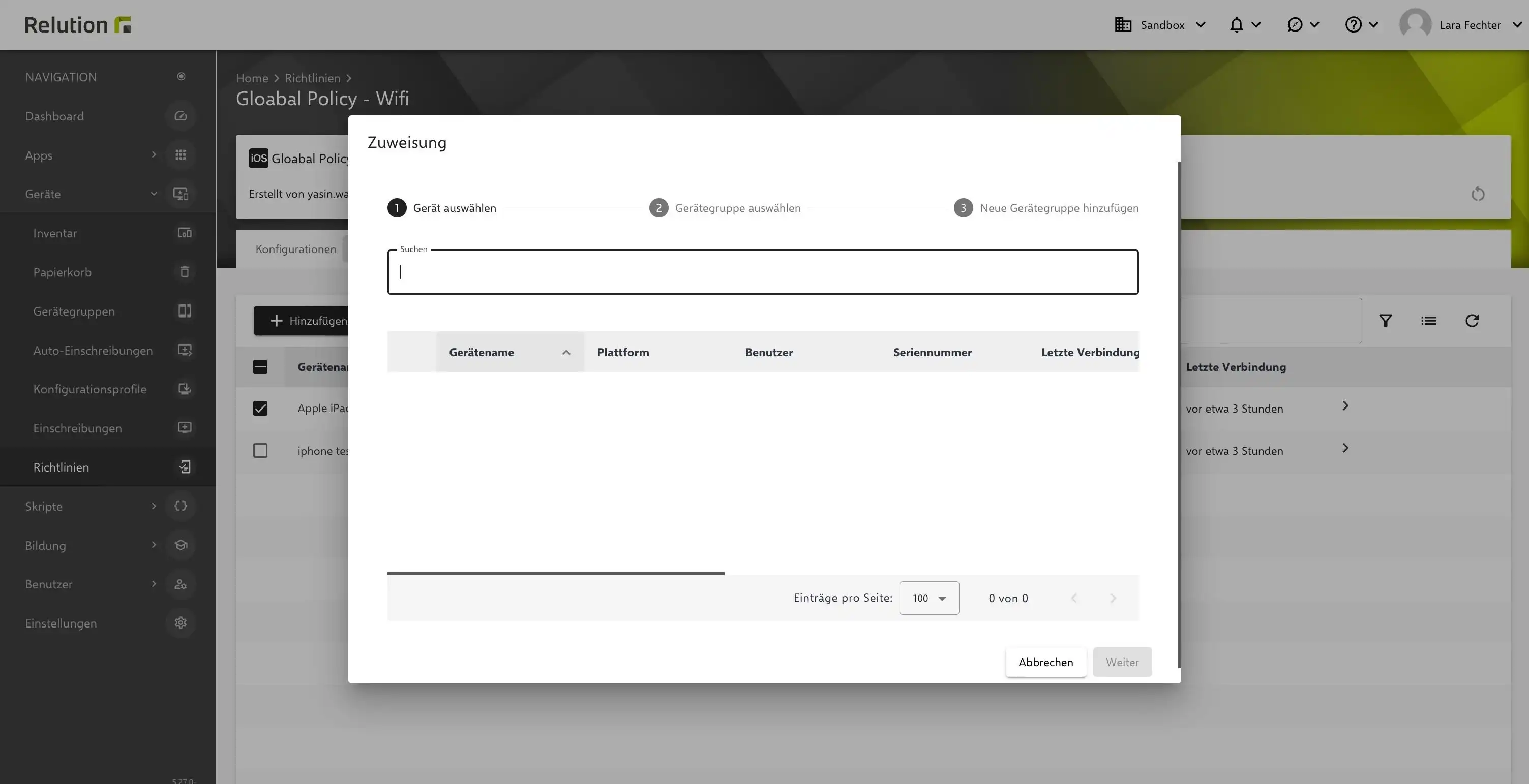 Ansicht in Relution mit einem Assistenten zur Zuweisung von Geräten zu Richtlinien