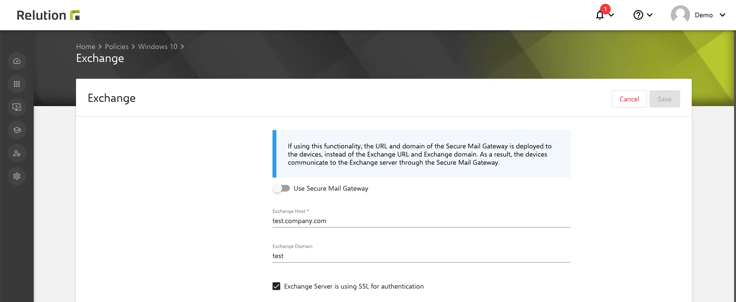 Opción en la configuración de Windows 10 de Relution para definir manualmente un host de Exchange para la configuración de la puerta de enlace de correo seguro