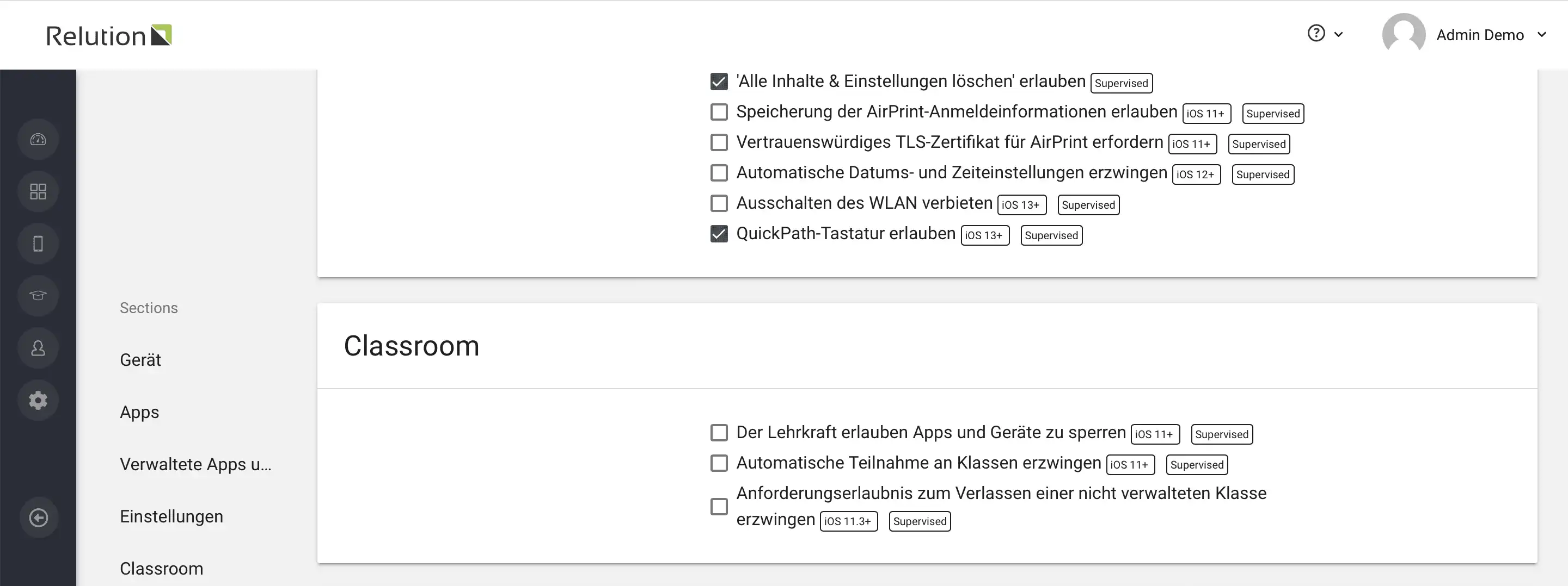 Restriktionsoptionen in Relution iOS-Richtlinien für die Apple Classroom App, wie automatisches Klassenbeitreten und Sperrerlaubnis